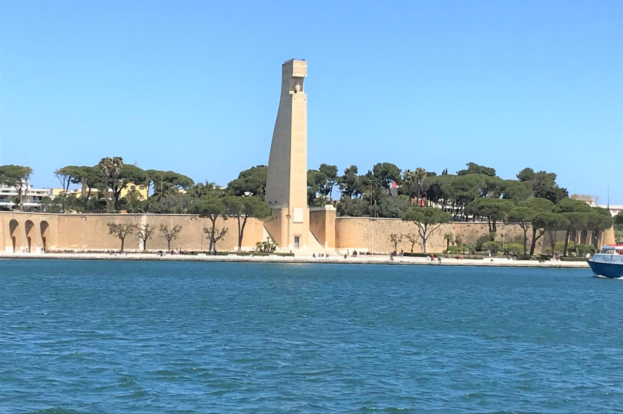 Appartamento Il Nido Brindisi Bagian luar foto